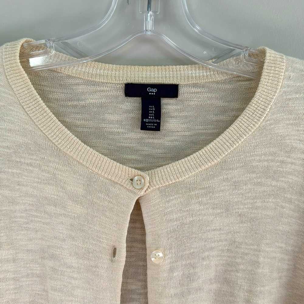GAP Women's Cream Colored Lightweight Cardigan- Size L - LIKE NEW - Picture 4 of 9